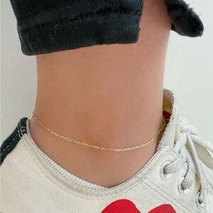 Delicate Gold Chain Necklace